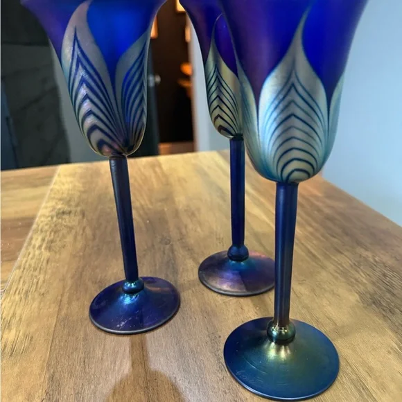 Vintage Artisan Blown Carnival Glass Champagne Flutes - Picture 2 of 16